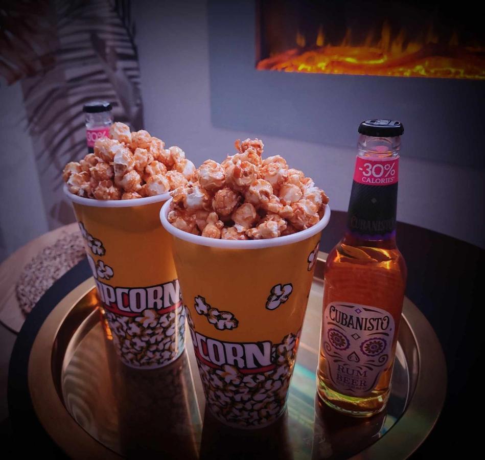 La Merveille By Mrodbnb - Appart Neuf - Vue Mer - 25M Plage & Resto - Cine - Cheminee - Popcorn 캉칼 외부 사진